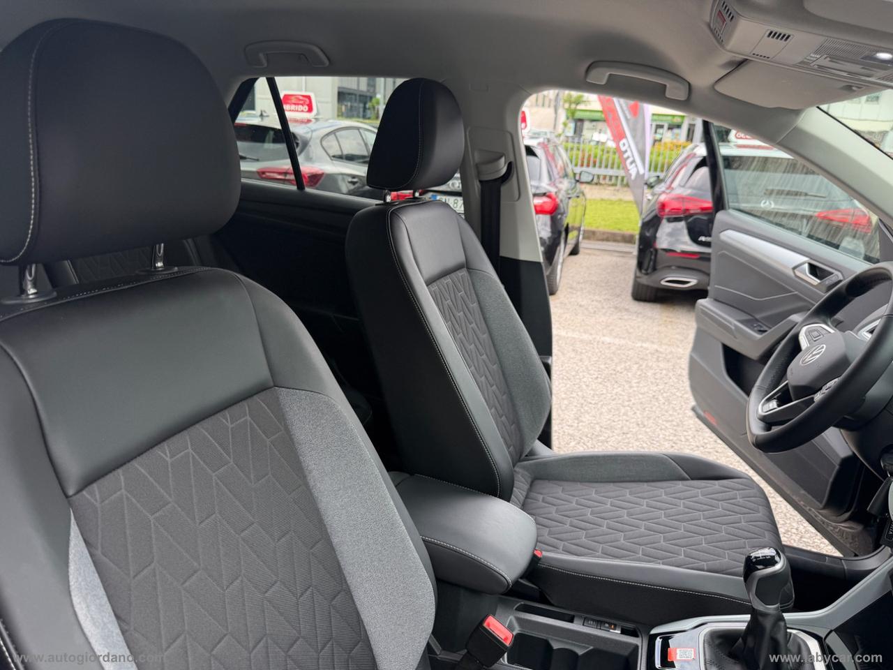 VOLKSWAGEN T-Roc 1.0 TSI Style