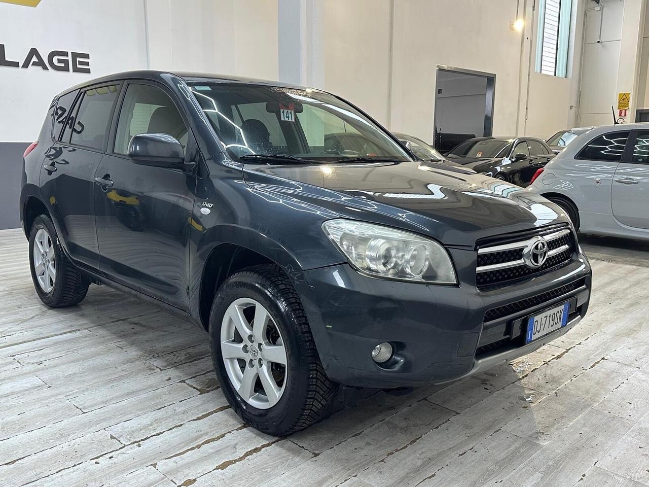 Toyota RAV 4 RAV4 2.2 D-4D 136 CV Luxury