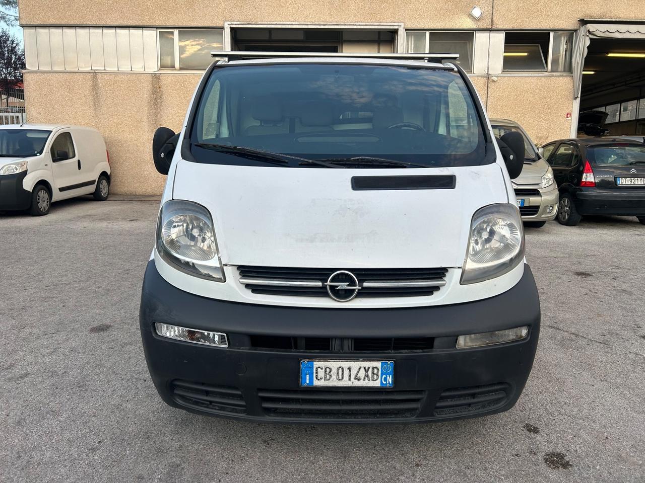 Opel Vivaro 27 1.9 DTI PC-TN Furgone