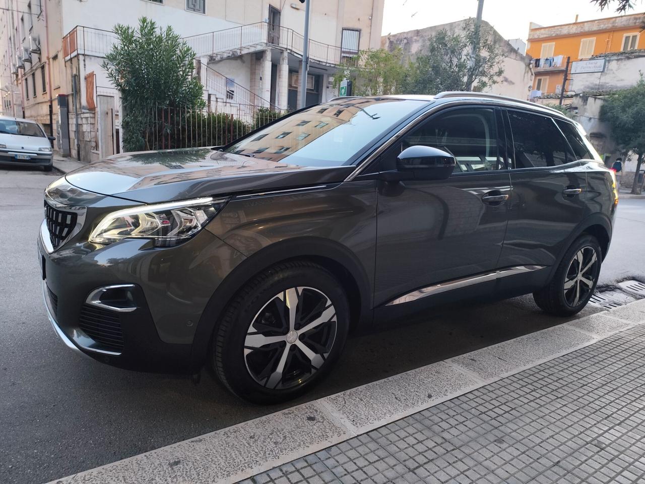 Peugeot 3008 BlueHDi 130cv EAT8 Allure PERFETTA