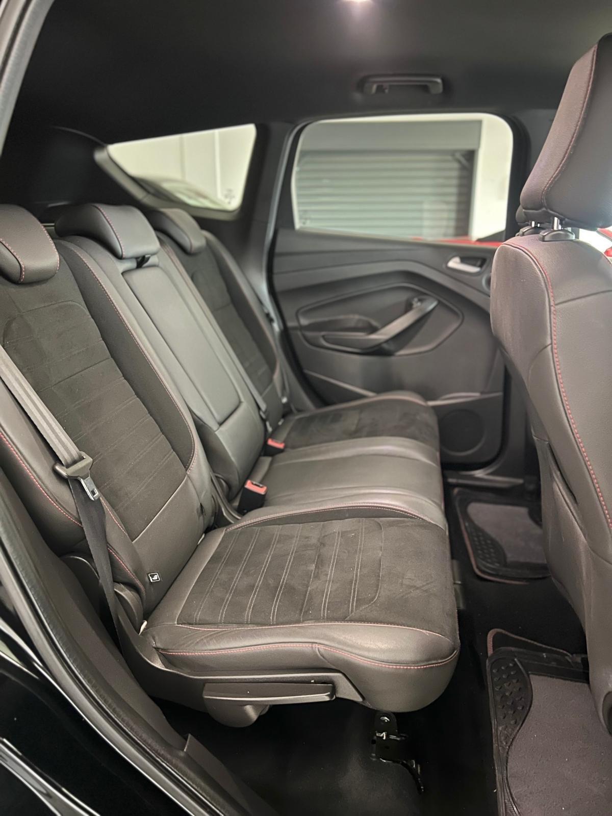 Ford Kuga 2.0 TDCI 150 CV ST-Line