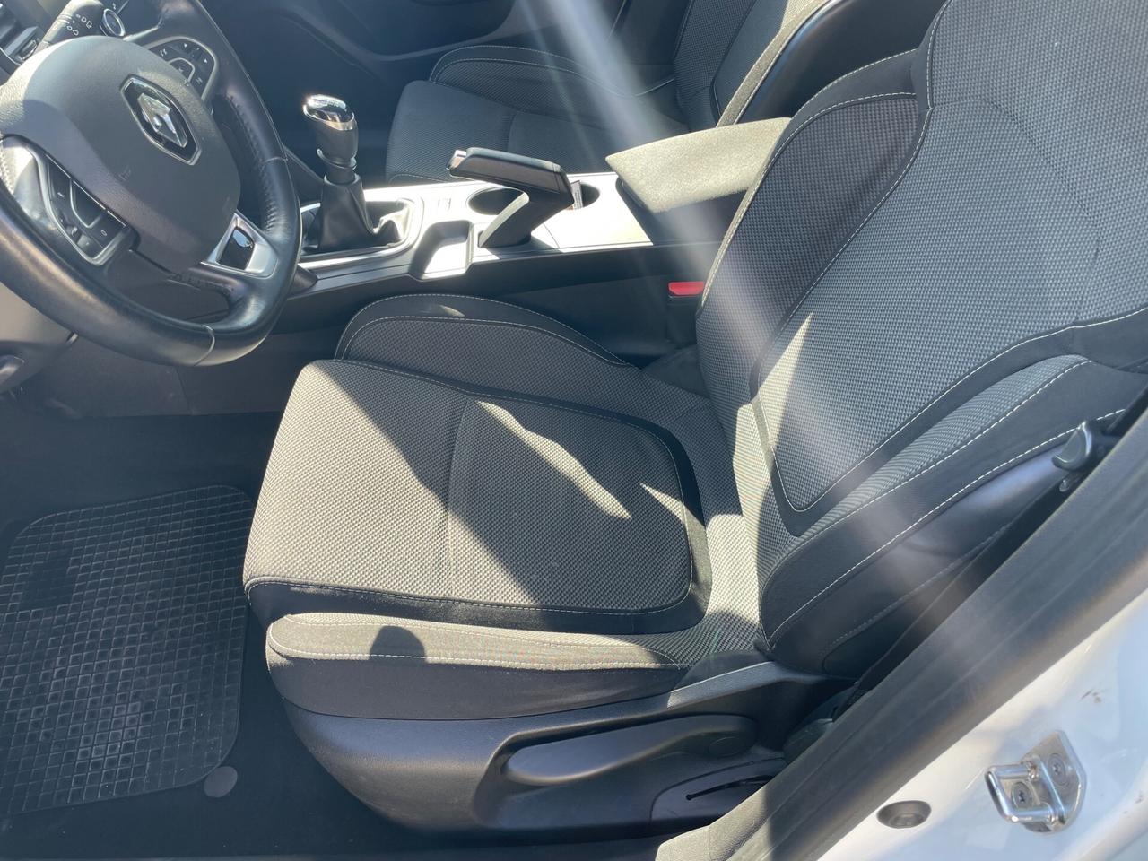 Renault Megane Mégane Sporter dCi 8V 110 CV EDC Energy Intens