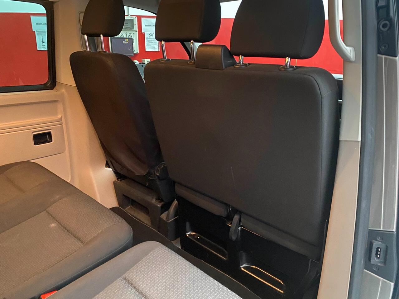 Volkswagen Transporter 2.0 TDI PC Kombi T6