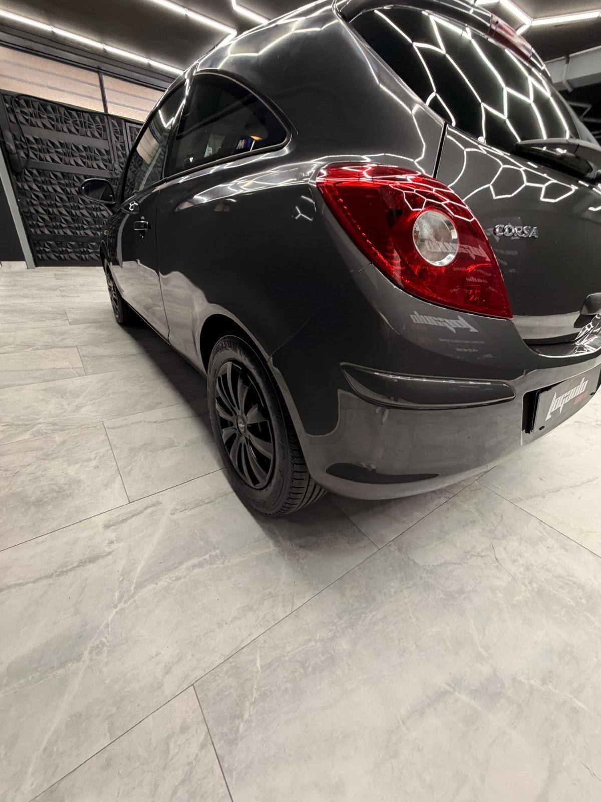 Opel Corsa 1.2 85CV 3 porte GPL-TECH Elective