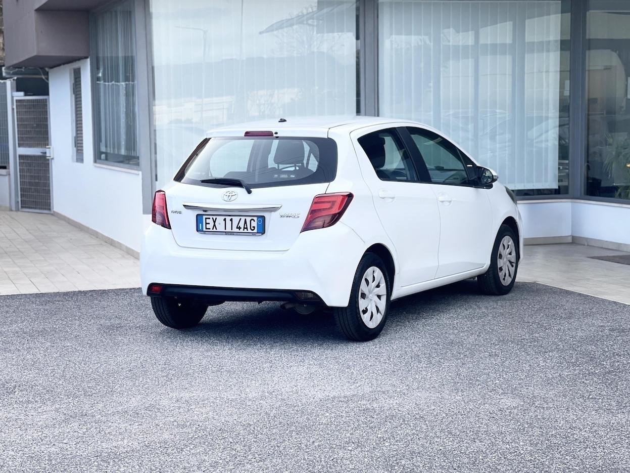 Toyota Yaris 1.0 Benzina 69CV E6 Neo - 2014