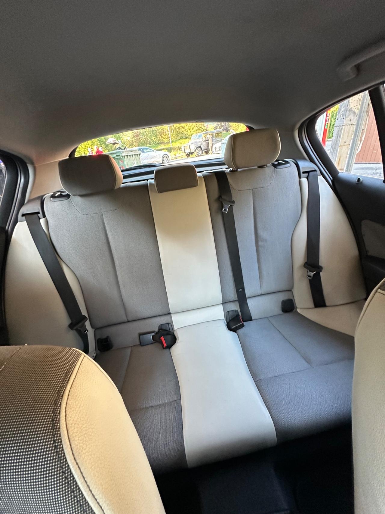 Bmw serie 1 neopatentati