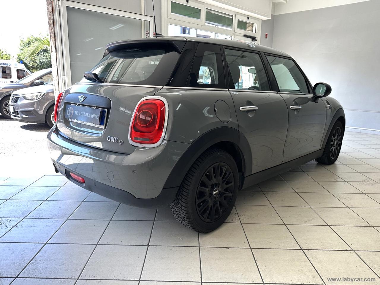 MINI Mini One D 5 PORTE Business XL UNIRO*CERT