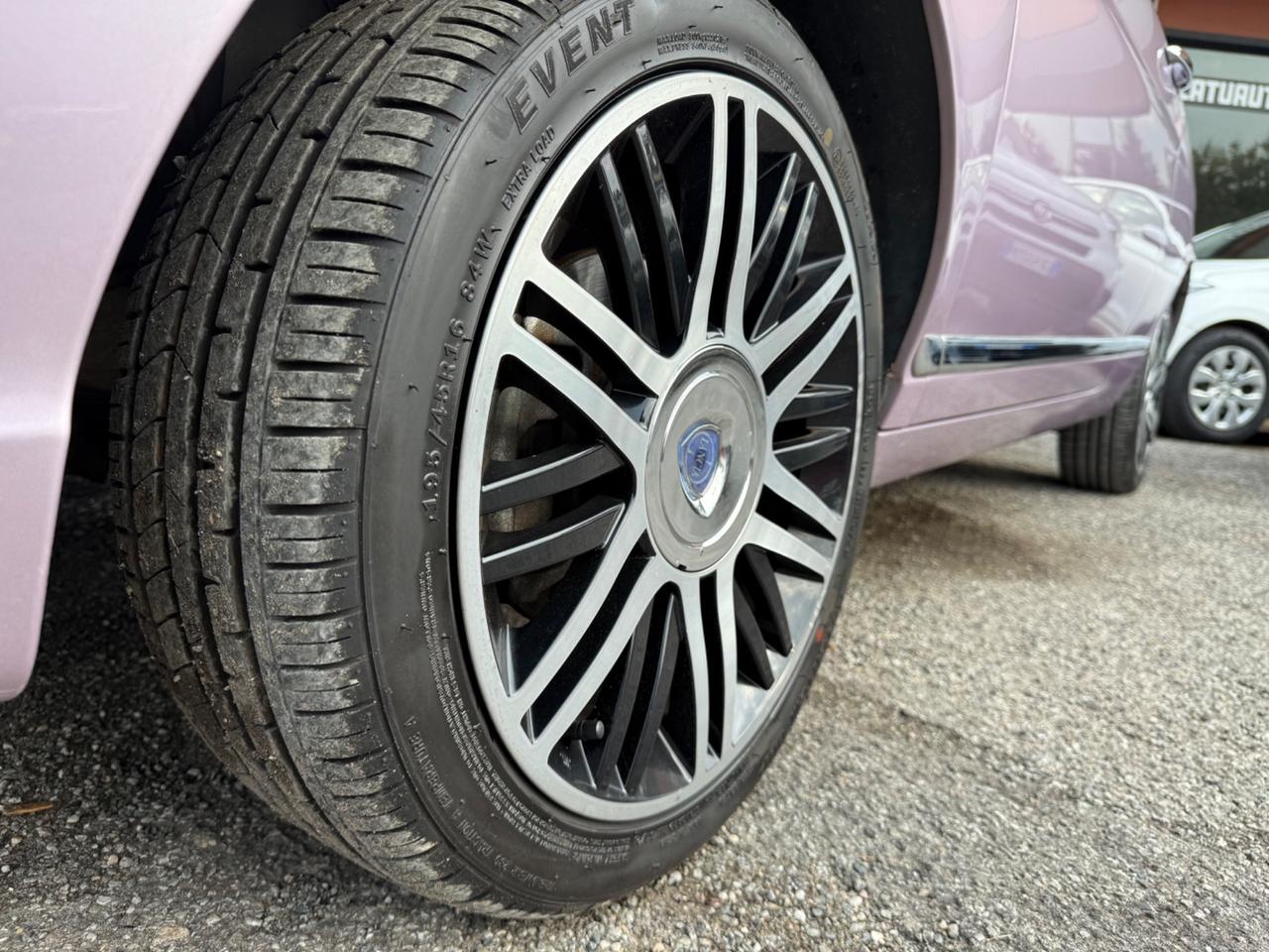 Lancia Ypsilon 1.2 69 CV Elle