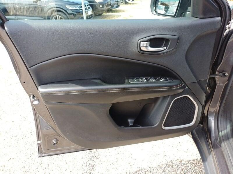 Jeep Compass Compass 2.0 mjt Longitude 4wd 140cv auto my19
