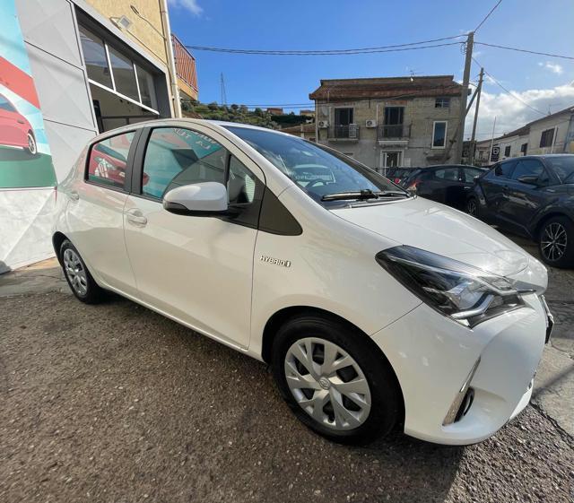 TOYOTA Yaris 1.0 5 porte Business