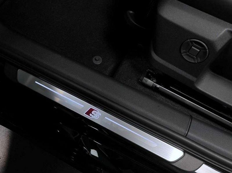 Audi A3 35 TFSI MHEV 150cv S-Tronic S-LINE (Tetto Apribile, HiFi SONOS, Matrix LED, Safety Plus)