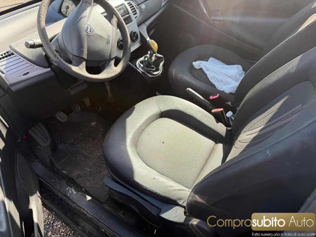 LANCIA Ypsilon 1.2 69 CV Unyca