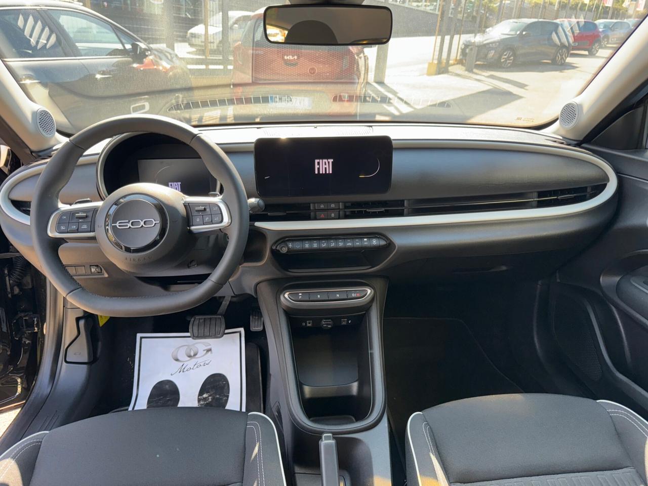 FIAT 600 1.2cc Hybrid 101cv DCT MHEV