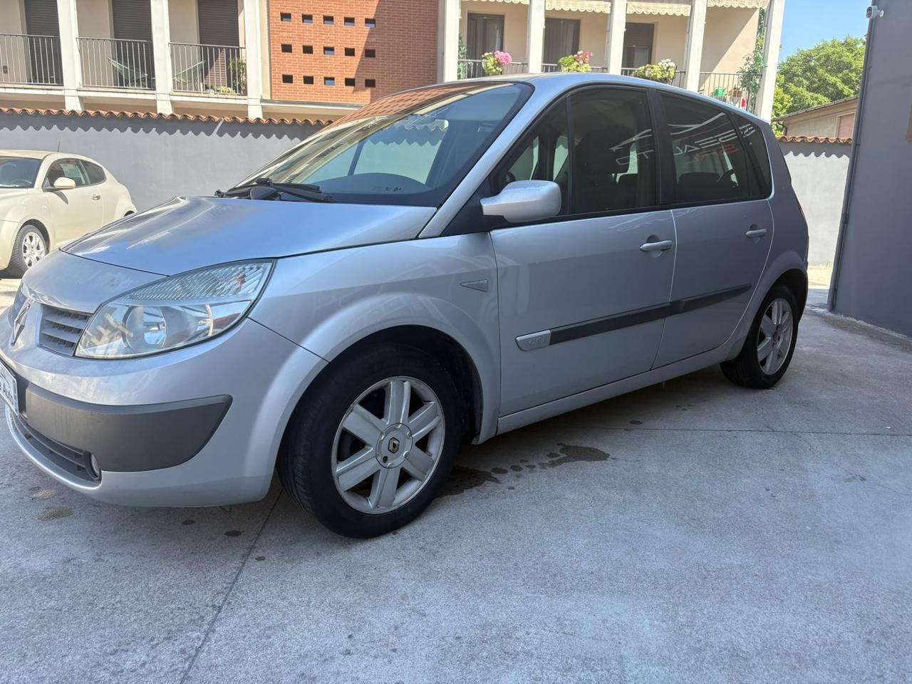 Renault Scenic Grand Scénic 1.5 dCi/105CV Pack