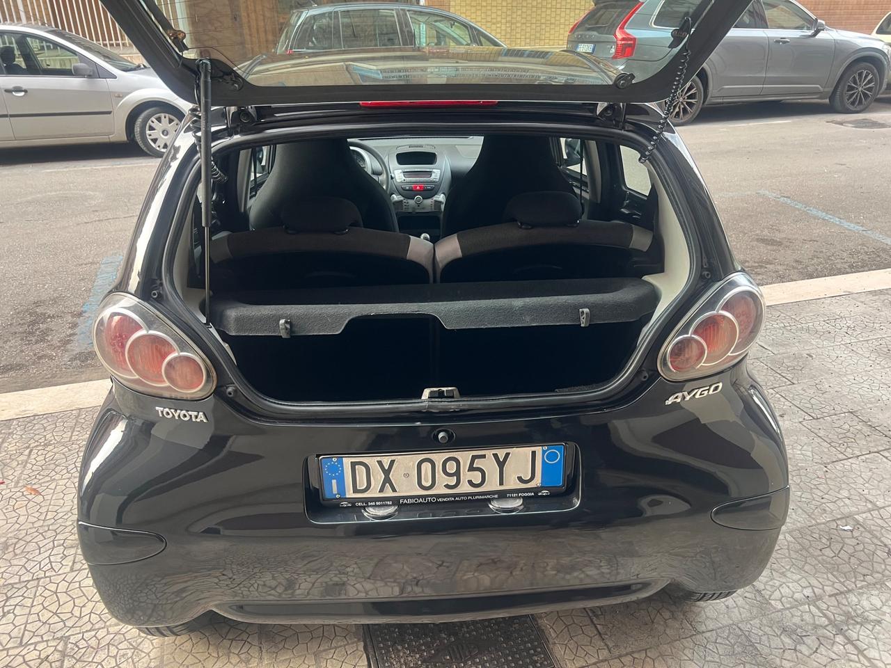 Toyota Aygo 1.0 12V VVT-i 5 porte Now