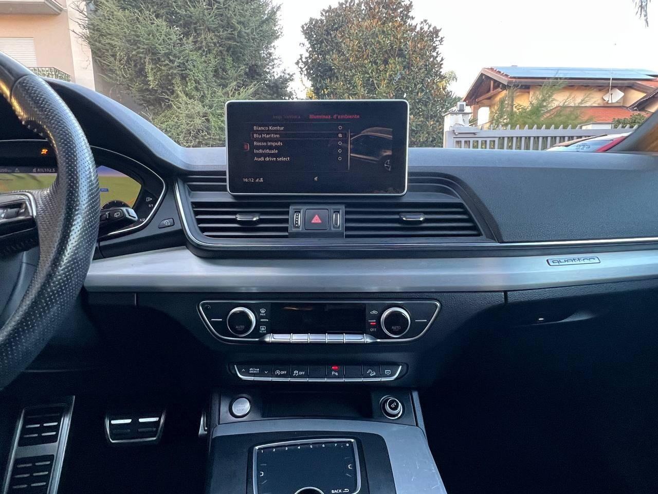 Q5 40 2.0 tdi Busines Sport quattro 190cv s-tronic