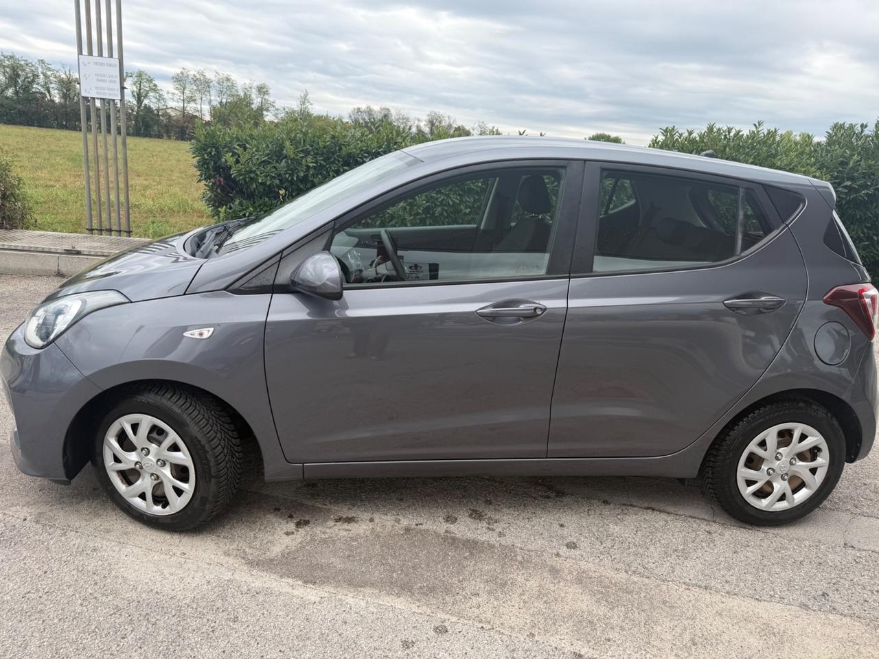 Hyundai i10 1.0 LPGI Econext Login