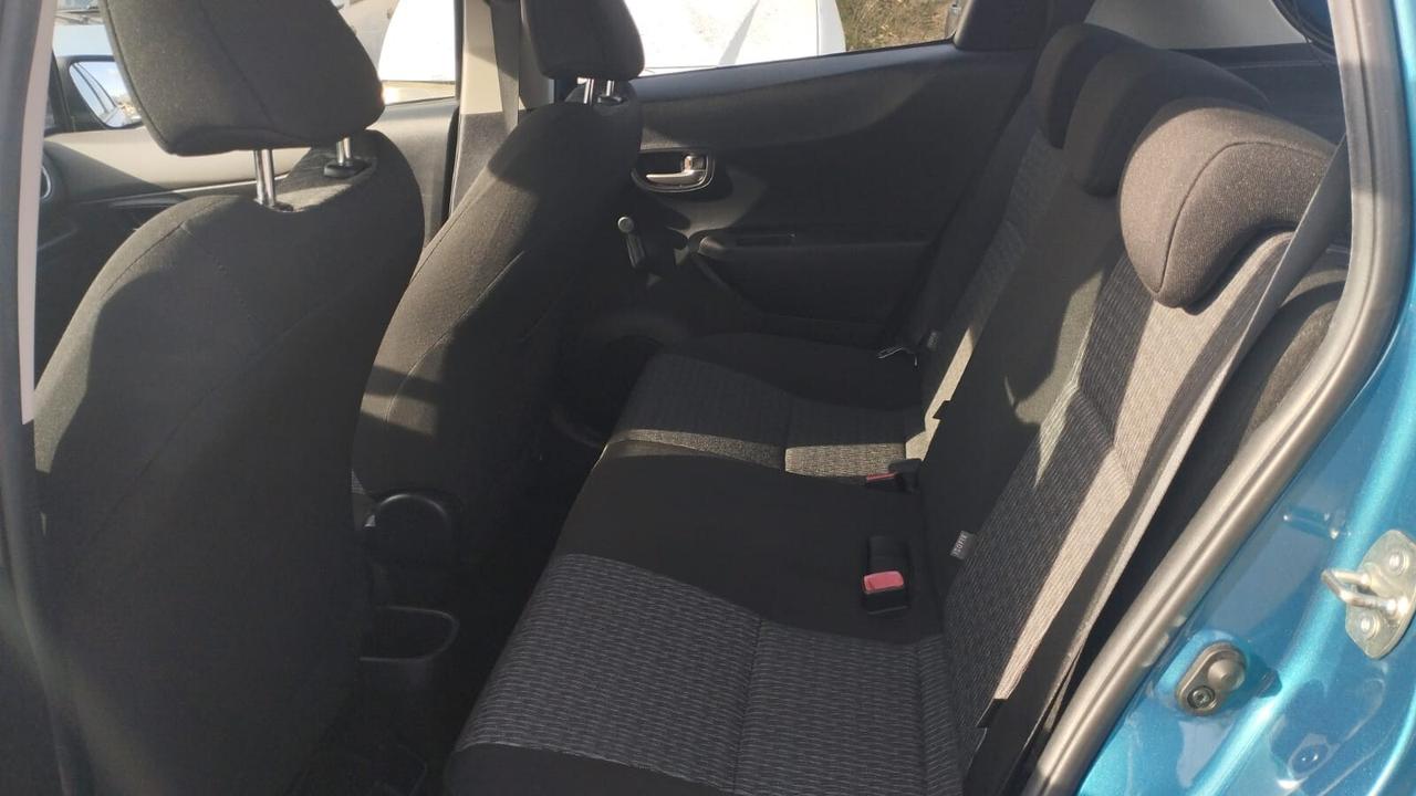 Toyota Yaris 1.0 5 porte