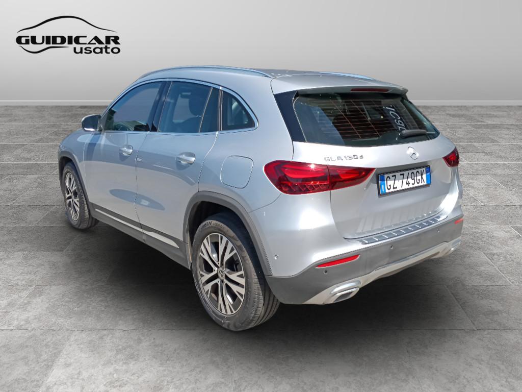 Mercedes-Benz GLA-H247 2023 - GLA 180 d Progressive Advanced auto