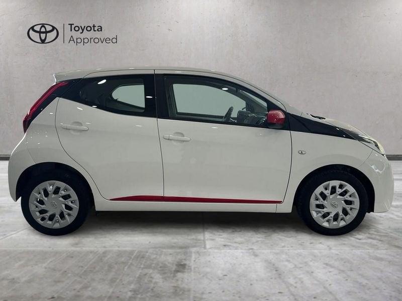 Toyota Aygo Aygo 5p 1.0 x-play 72cv