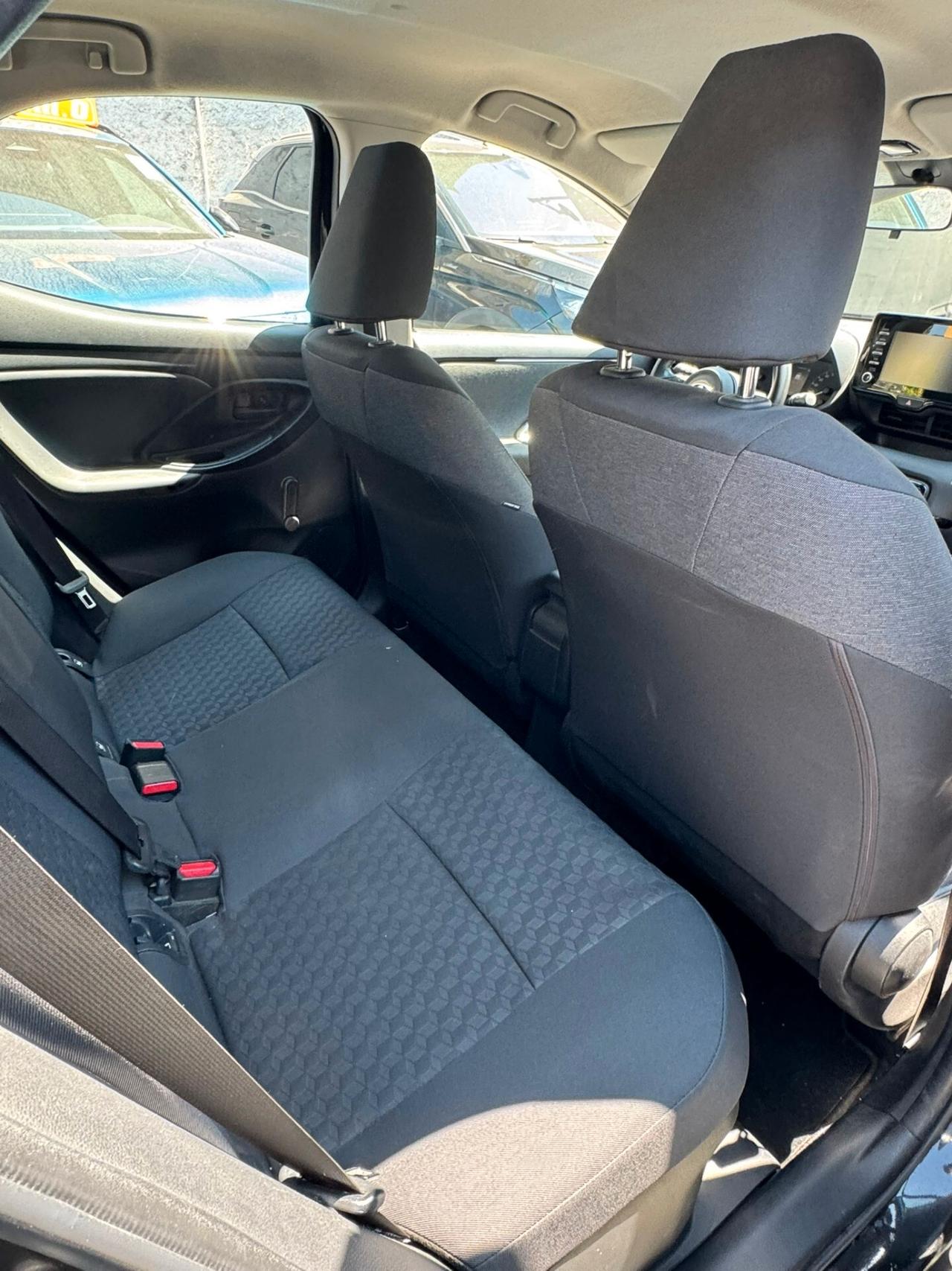 Toyota Yaris 1.5 Hybrid 5 porte Active
