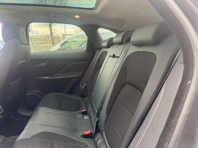 JAGUAR F-Pace 2.0 D 180 CV aut. R-Sport TETTO PANORAMICO!!!!