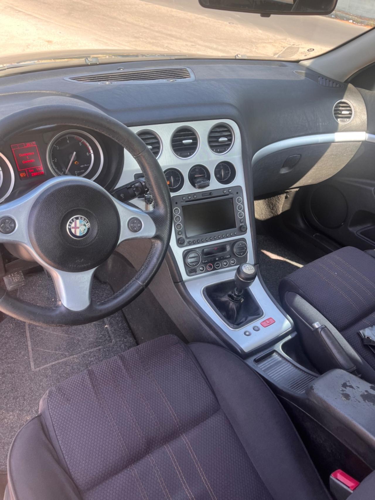 Alfa Romeo 159 1.9 JTDm Distinctive