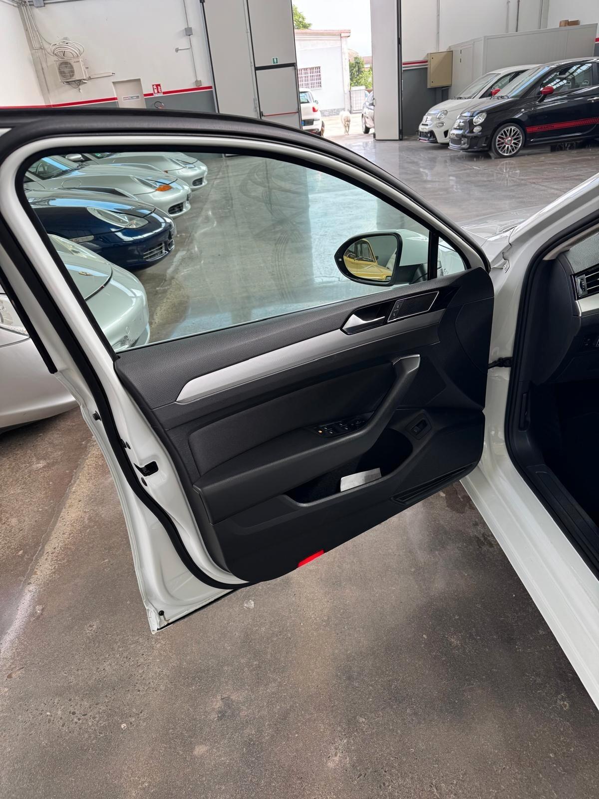 Volkswagen Passat Variant 2.0 TDI DSG