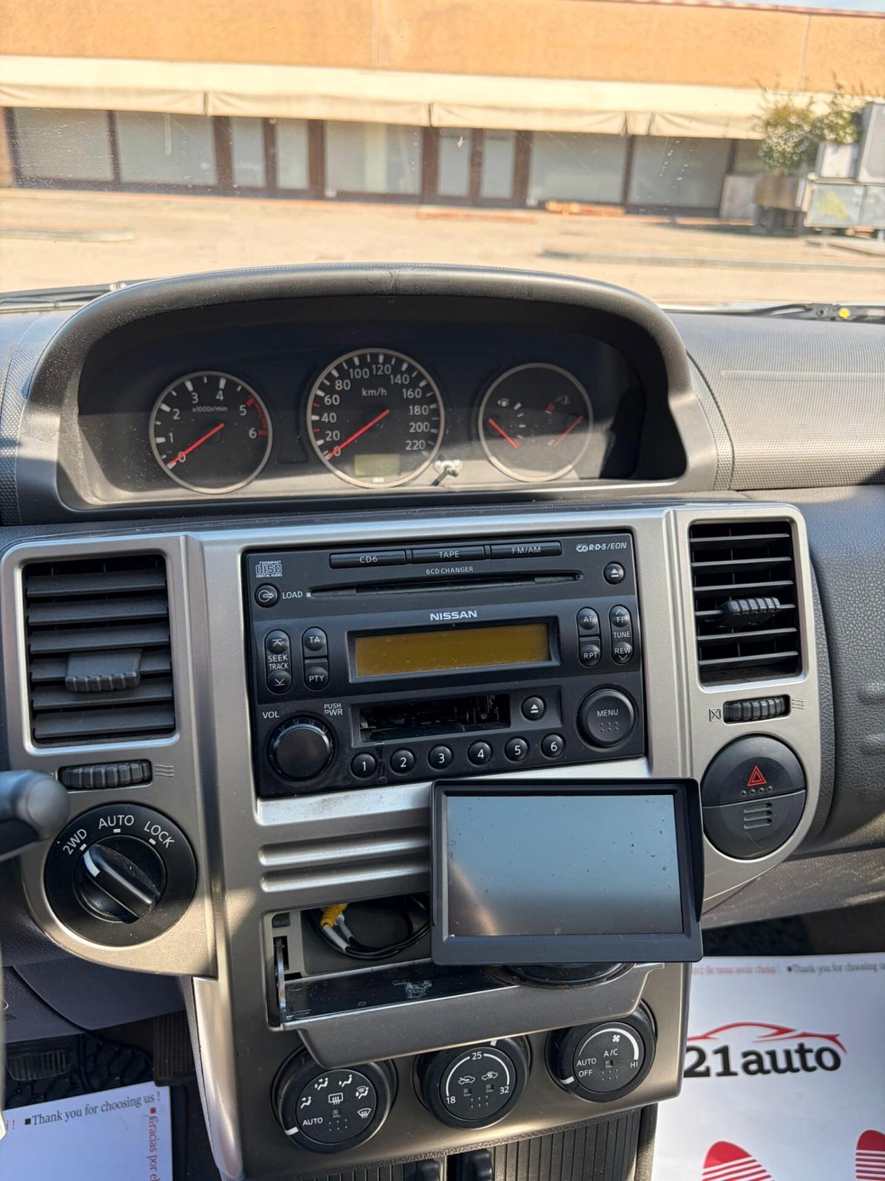 Nissan X-Trail 2.2 dCi Elegance