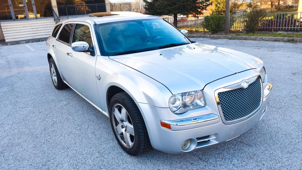 Chrysler 300C 3.5 V6 24V cat AWD Touring