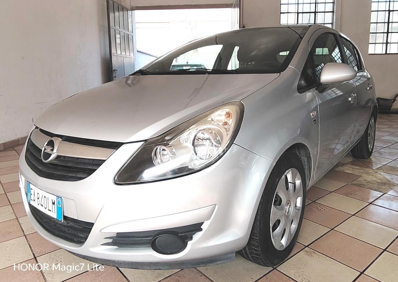 Opel Corsa 1.2 3 porte Club
