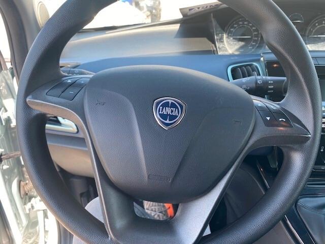 Lancia Ypsilon 1.0 FireFly 5 porte S&S Hybrid Silver Plus 2024 Iva Deducbile