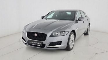 Jaguar XF 2.0 D 180 CV aut. Pure