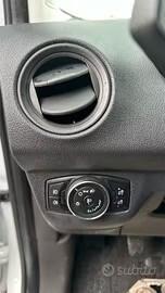 Ford Transit Courier 1.5 TDCi 75CV Van Entry