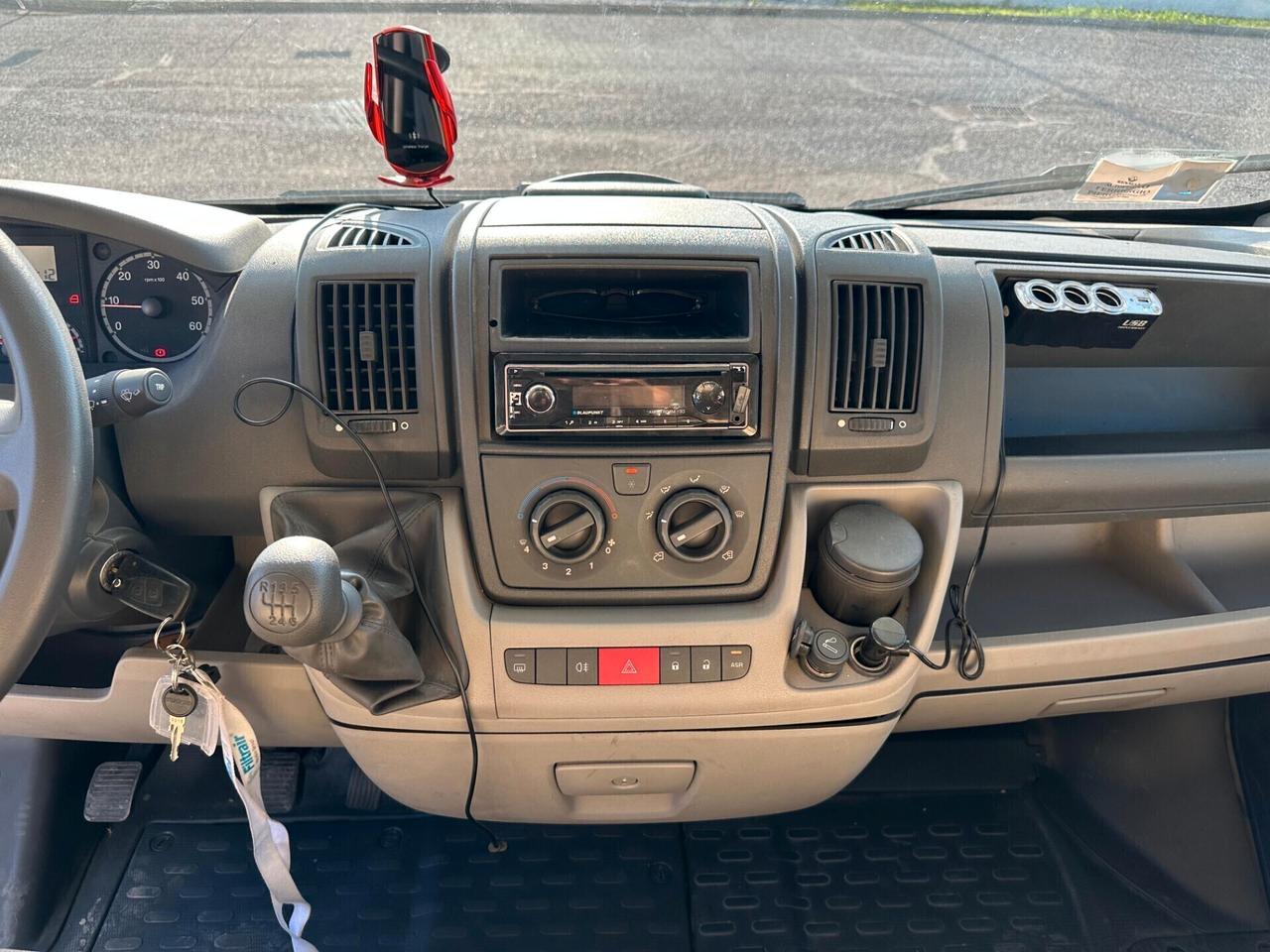 SEA Camper Mansardato Sharky M6