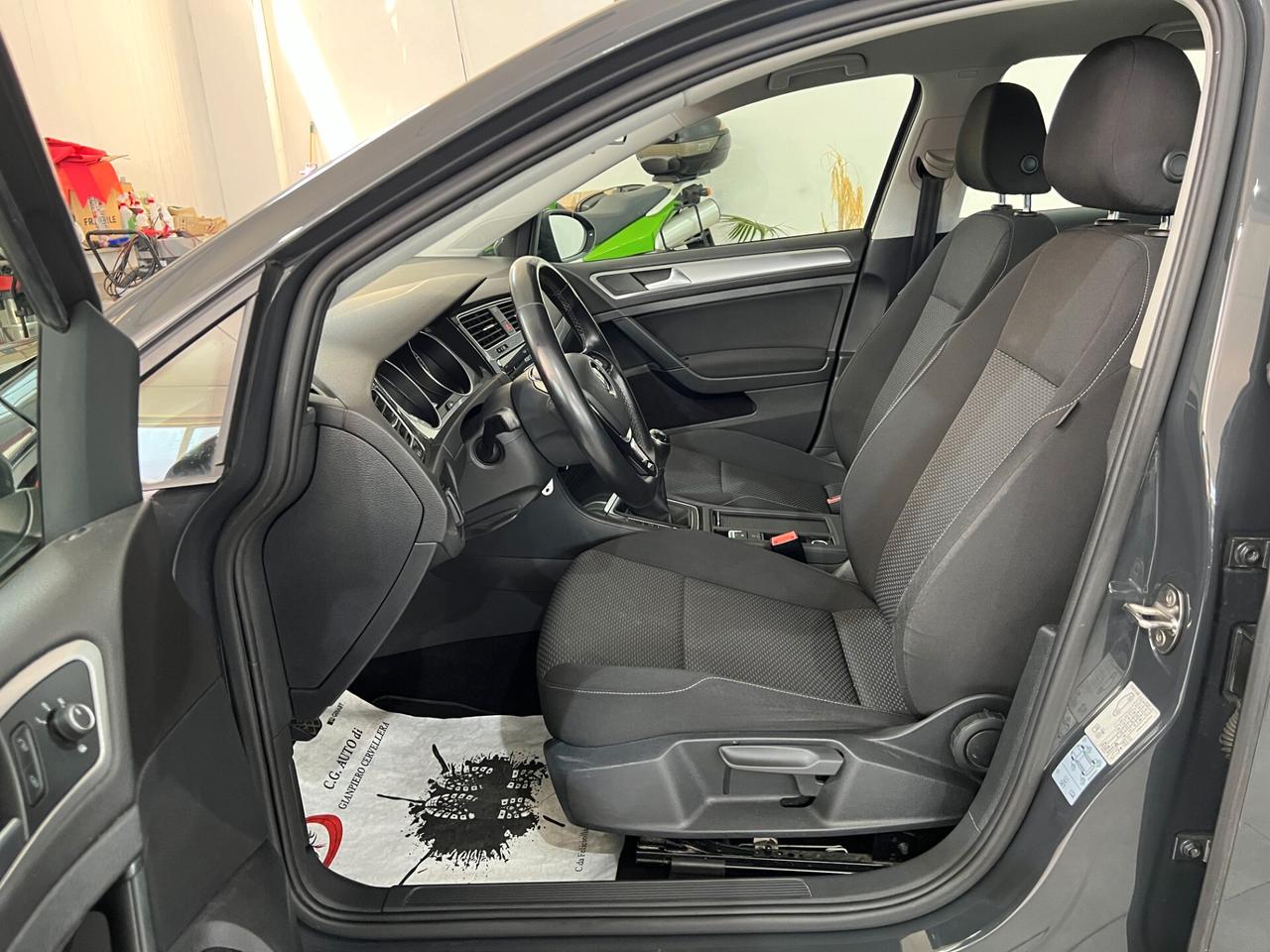 Volkswagen Golf 1.6 116 CV - EXECUTIVE - 2019
