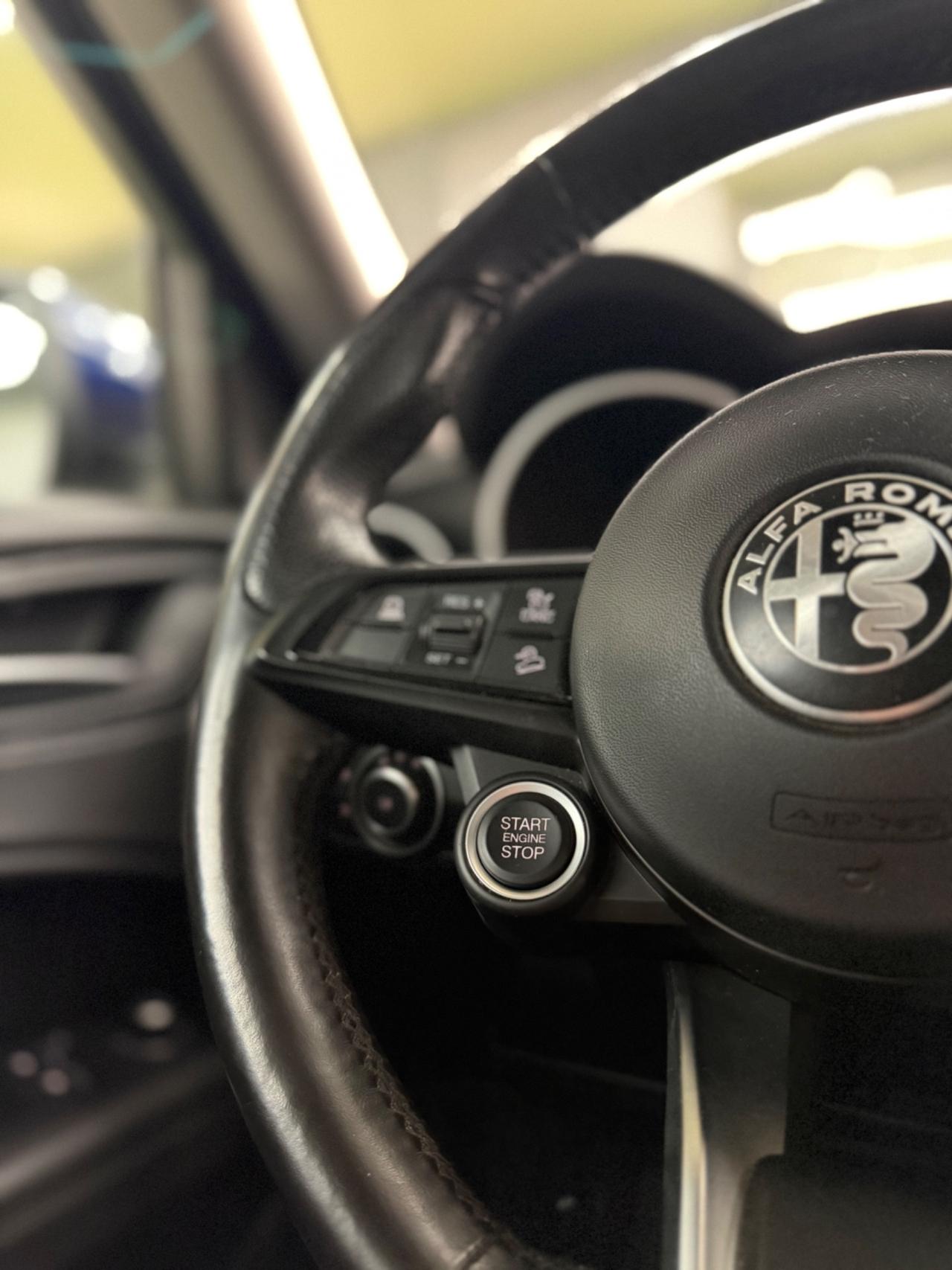 Alfa Romeo Stelvio 2.2 Turbodiesel 190 CV AT8 RWD Executive