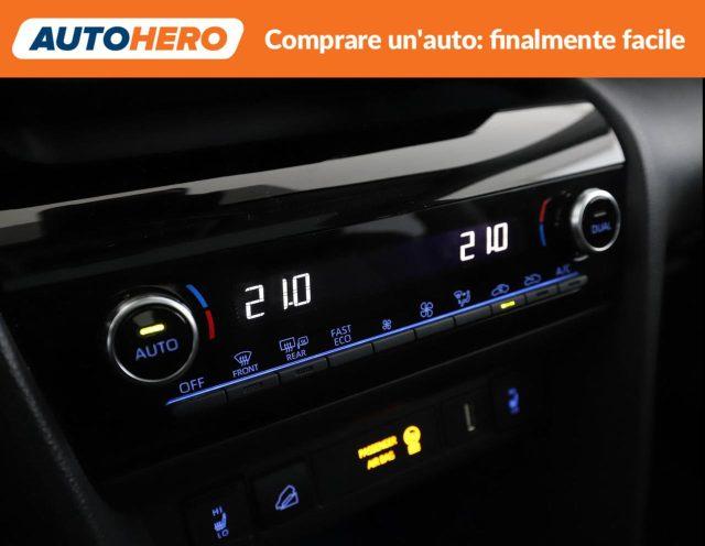 TOYOTA Yaris Cross 1.5 Hybrid 5p. E-CVT AWD-i Lounge