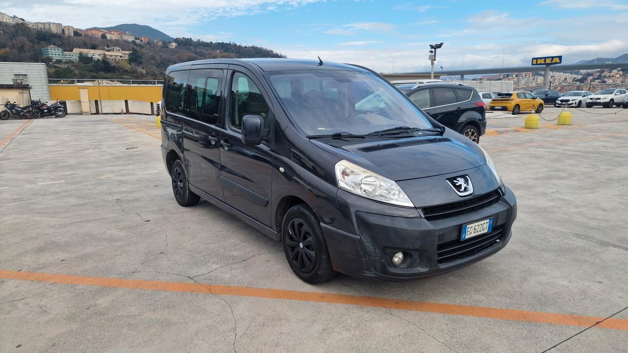 Peugeot Expert Tepee 2.0 HDi 136 CV N1 6 POSTI