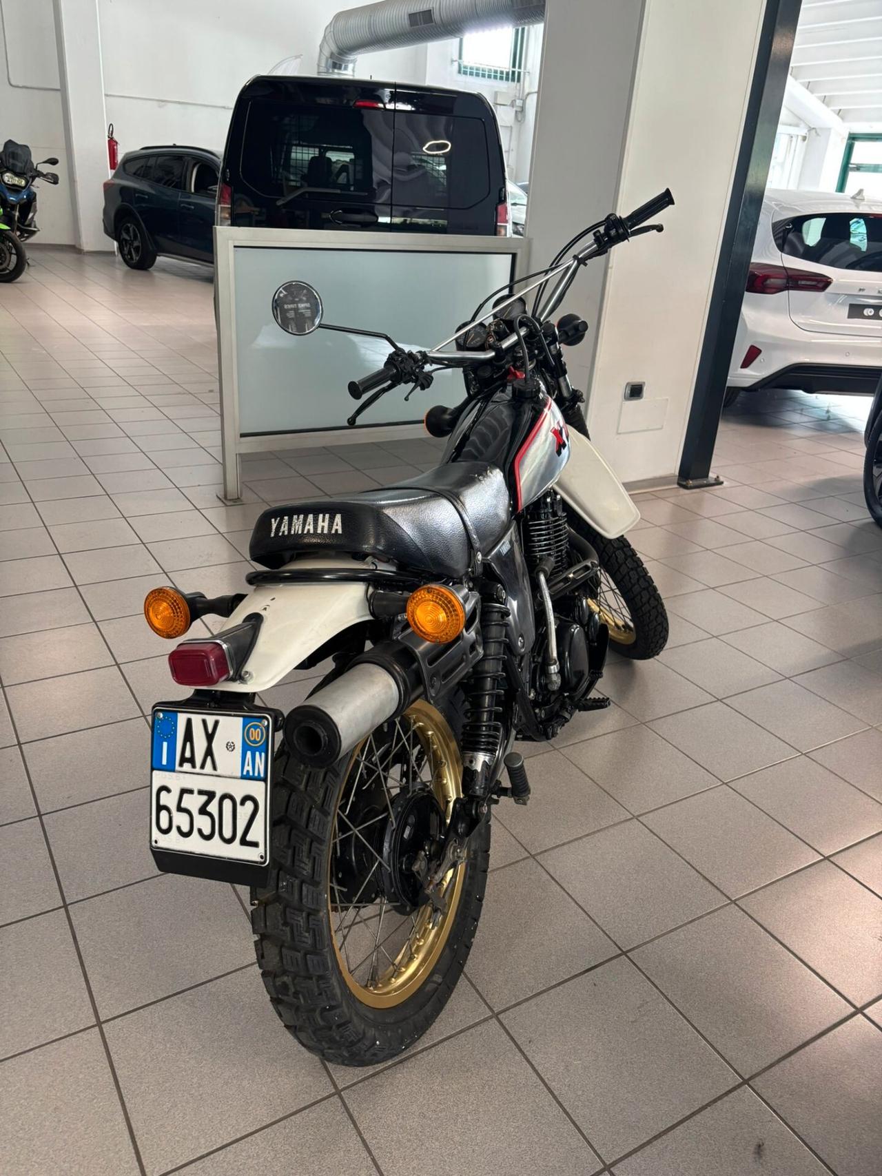 Yamaha XT 400