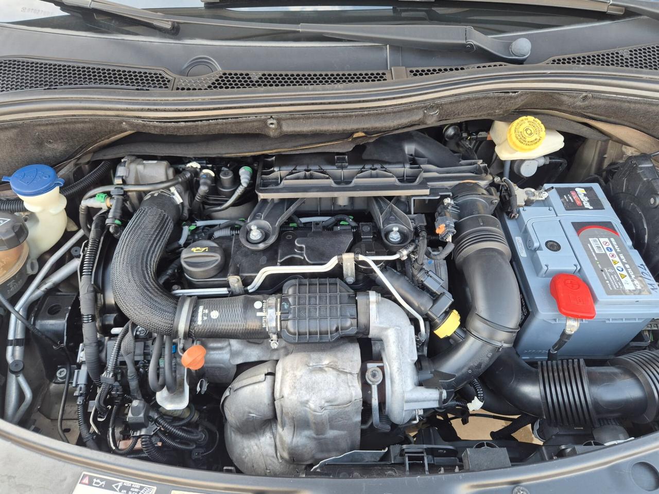 Peugeot 208 1.4 HDi 68 CV 5 porte Access