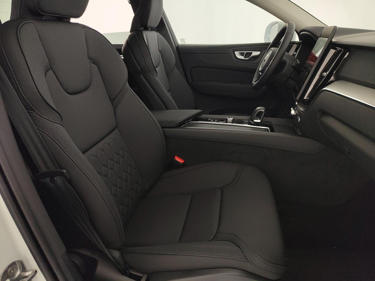 VOLVO XC60 2.0 t6 phev Core awd auto