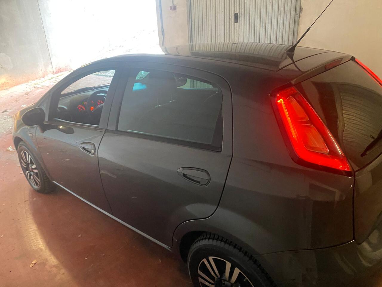 Fiat Punto 1.3 MJT II 75 CV 5 porte Young