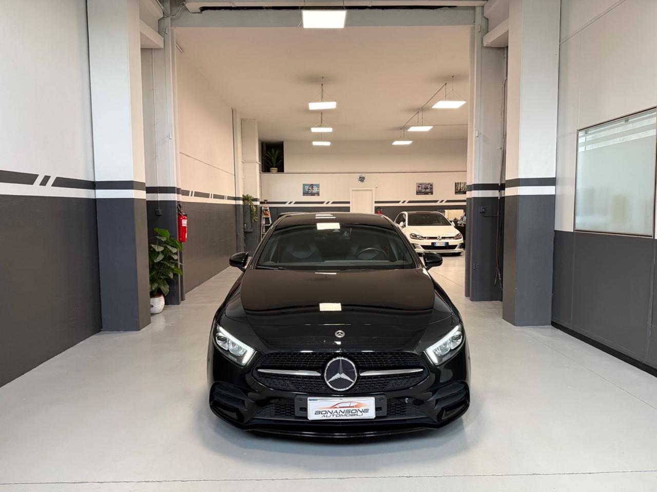 Mercedes-benz A 180 d Premium Edition One AMG Night Edition