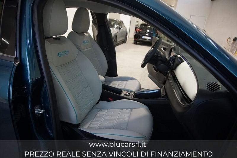 FIAT 600 1.2 Hybrid 110cv La Prima
