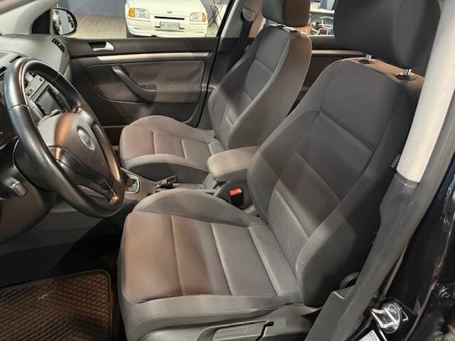 Volkswagen Golf 2.0 16V TDI 5p. Sportline