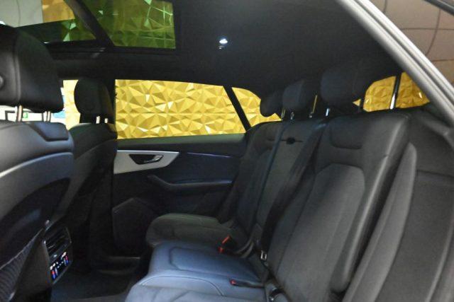 AUDI Q8 50TDI Q.TIP.286CV S-LINE TET.22"360°HEAD-UP FULL!!