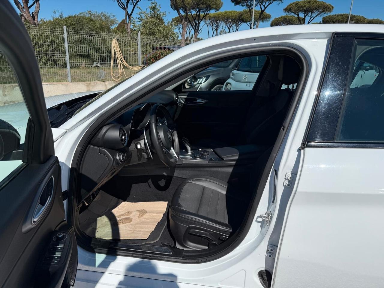 Alfa Romeo Giulia 2.2 Turbodiesel 190 CV AT8 B-Tech