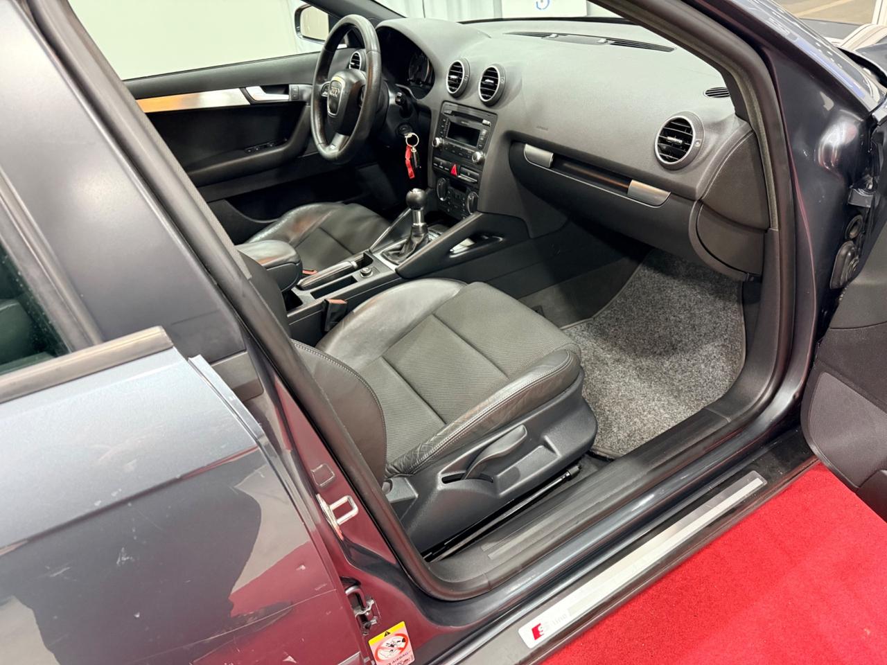 Audi A3 SPB 2.0 TDI 140CV S-LINE OK NEOPATENTATI