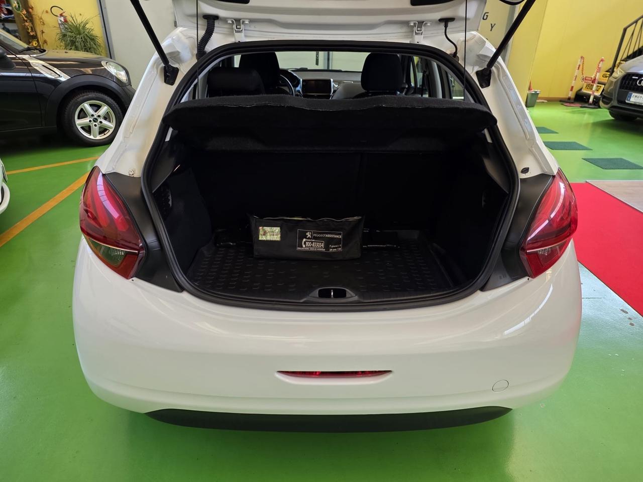 Peugeot 208 PureTech 82 5 p. con 89.200km. Euro 6 B